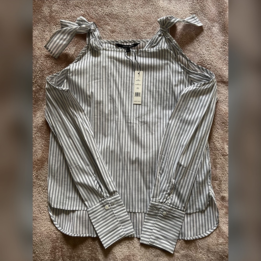 Women’s Cold Shoulder Long Sleeve Top